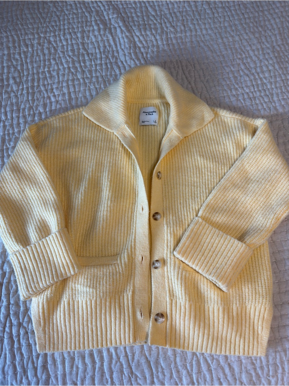 Abercrombie & Fitch Butter Yellow Ribbed Oversized Cardigan - Picture 3 of 4
